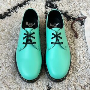 Dr. Martens 1461 SMOOTH LEATHER OXFORDS (Mens Sz 9)